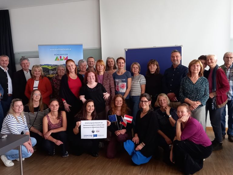Die Teilnehmerinnen und Teilnehmer bei der Abschlussrunde in Bad Zell