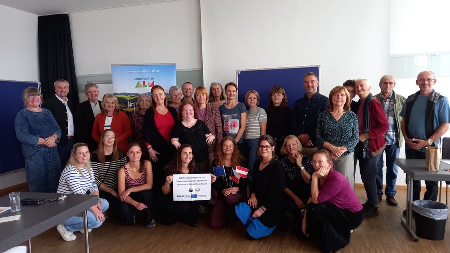 Die Teilnehmerinnen und Teilnehmer bei der Abschlussrunde in Bad Zell