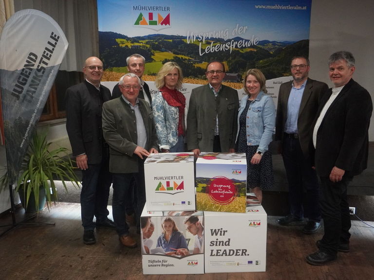 Gruppenfoto bei der Vollversammlung am 25. April in Weitersfelden Gruppenfoto bei der Vollversammlung am 25. April in Weitersfelden