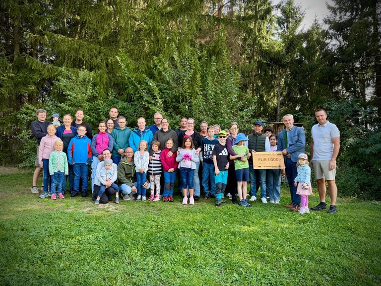 Forum Johannesweg - Spendenübergabe an die OÖ-Kinderkrebshilfe im Jagdmärchenpark Hirschalm in Unterweißenbach